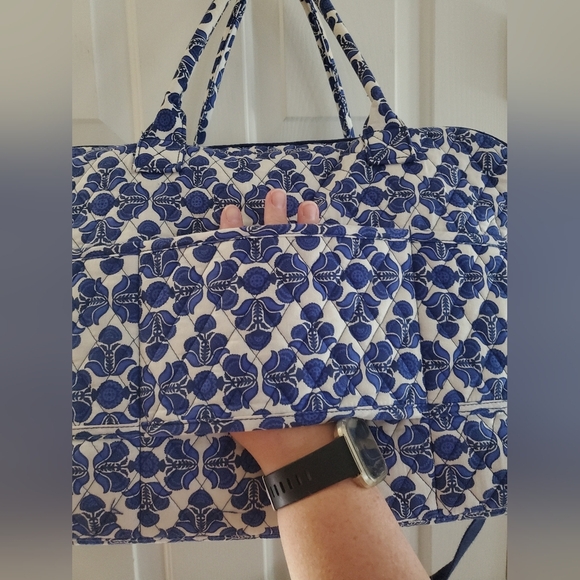 Vera Bradley Cobalt Tile Blue White Large Weekender Travel Bag - Picture 10 of 16